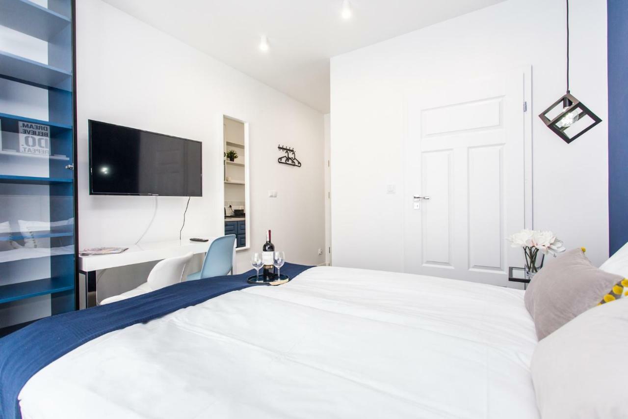 Modern & Classy Industrial - Apartamenty Browar Gdańsk Buitenkant foto